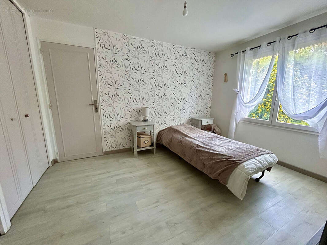 Maison Argenteuil 10 pièces 241.58 m2 - photo 13