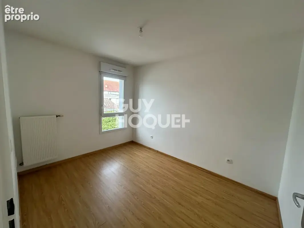 A VENDRE - Appartement type 3 avec ascenseur - 2 chambres - Balcon - Place de parking privative. - photo 9