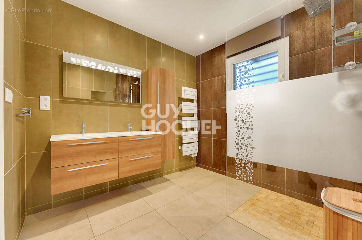 Maison à VILLAUDRIC