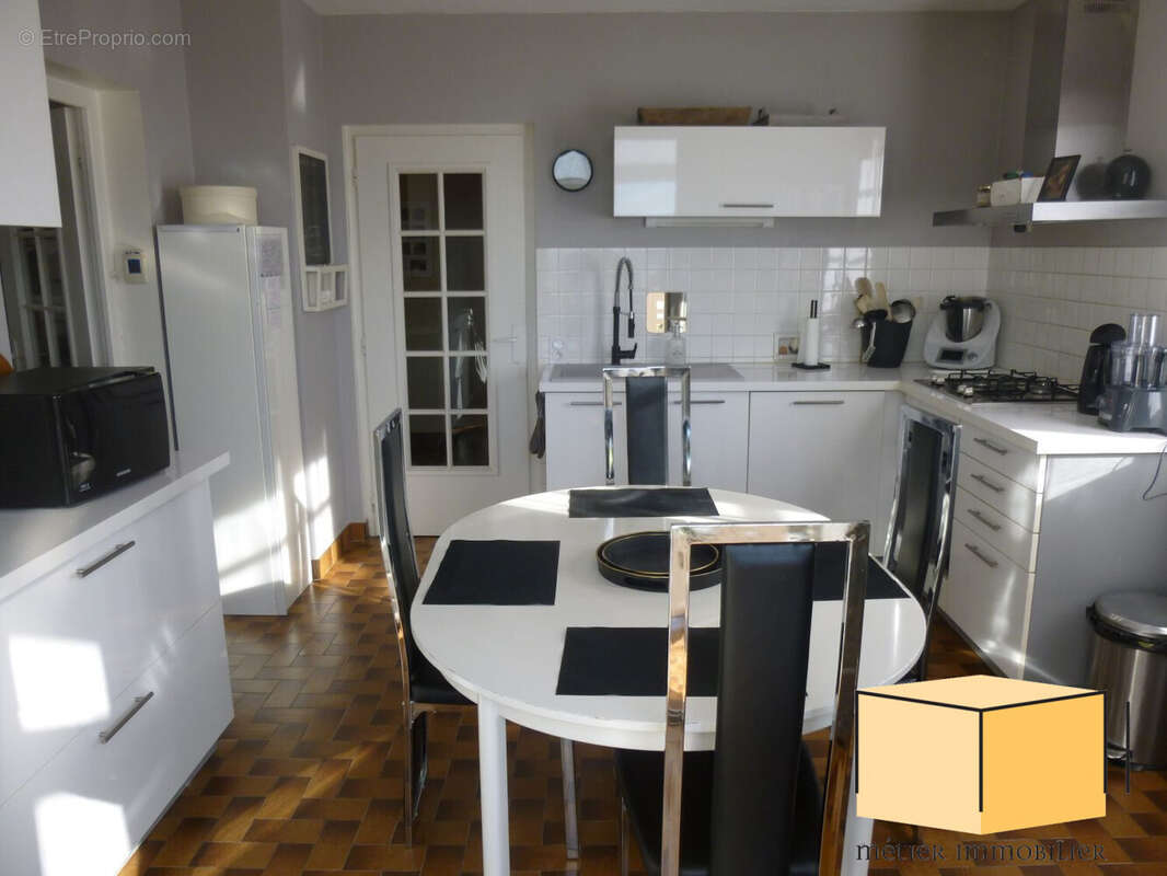 Maison à BELLEY