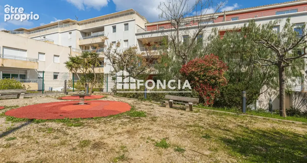  à vendre – t2 avec terrasse & box – chateaubanne, la seyne-sur-mer  - photo 7