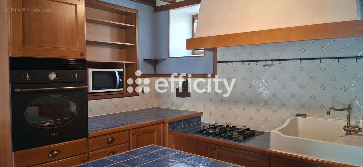 Maison à CONDE-SUR-SARTHE