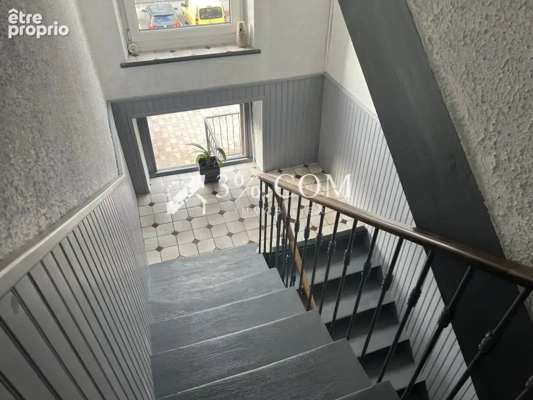 Maison Famialiale Spacieuse avec potentiel locatif 54300 Lun - photo 4