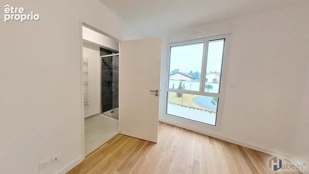 Attique d'Exception : T5 de 102 m² avec Terrasse Plein Ciel - photo 6