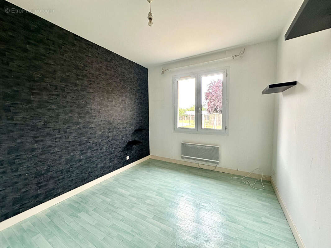 Maison 90 m² à Terce  - photo 7
