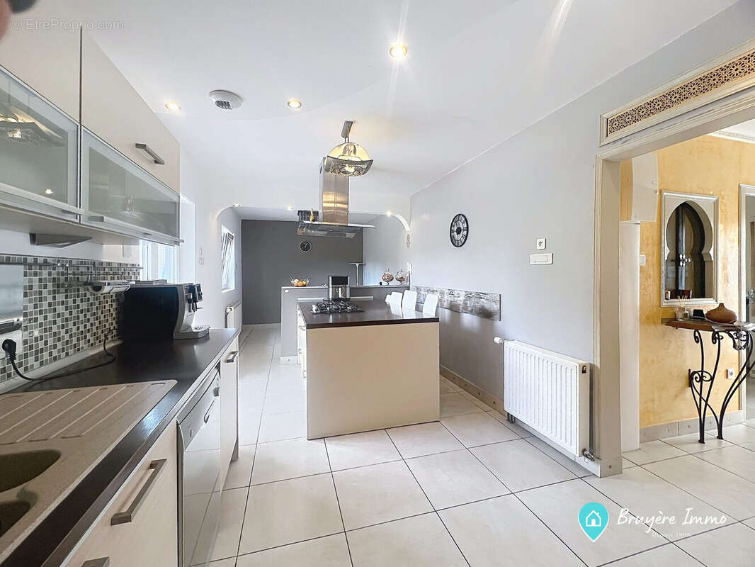 Maison 150 m² à Maubeuge  - photo 4