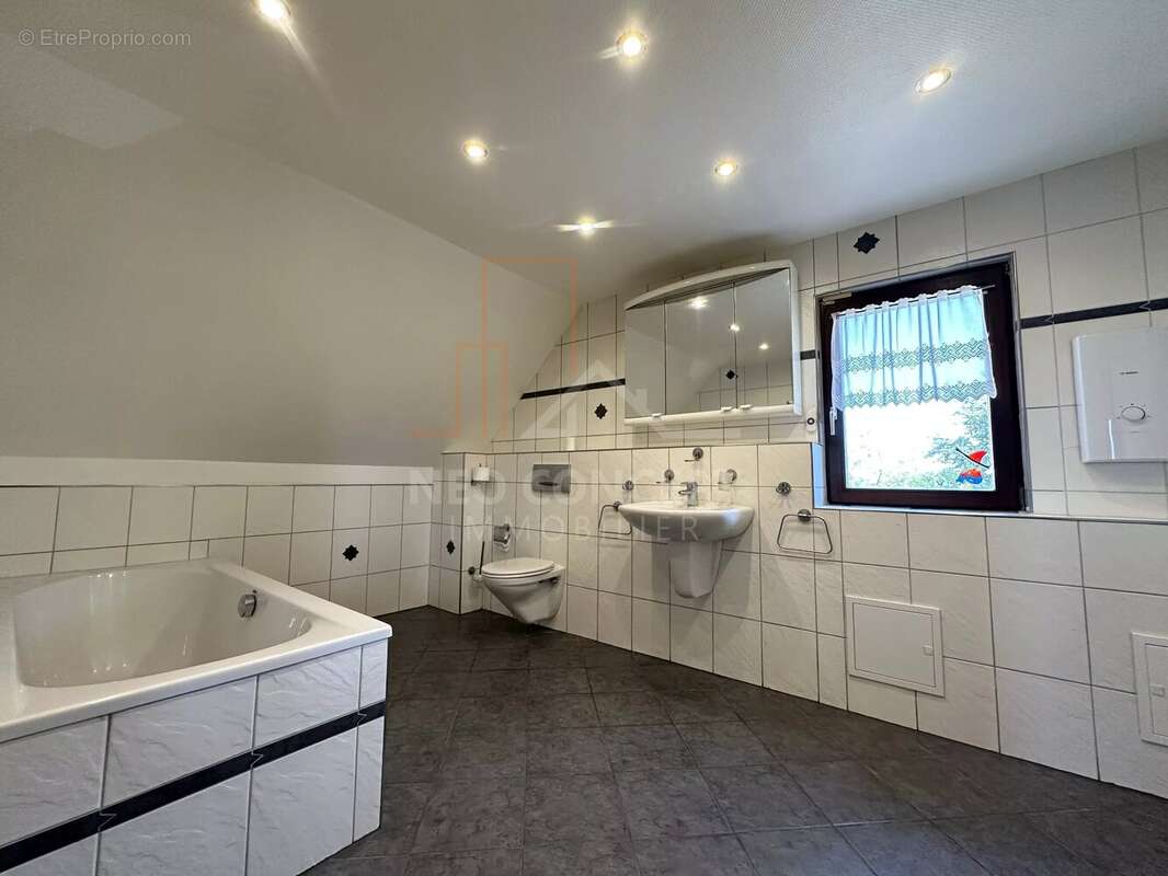 Maison avec garage et terrain de loisirs à Schleithal - photo 7