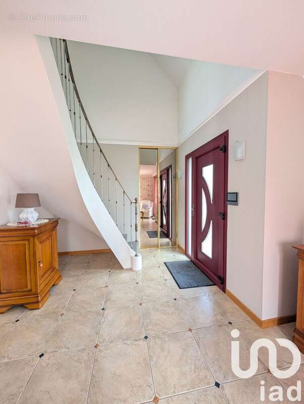 Photo 3 - Maison à SAINT-JEAN-DE-BRAYE