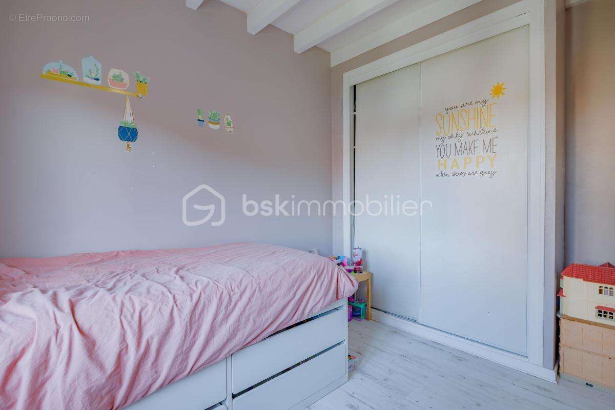 Maison à VAULX-EN-VELIN