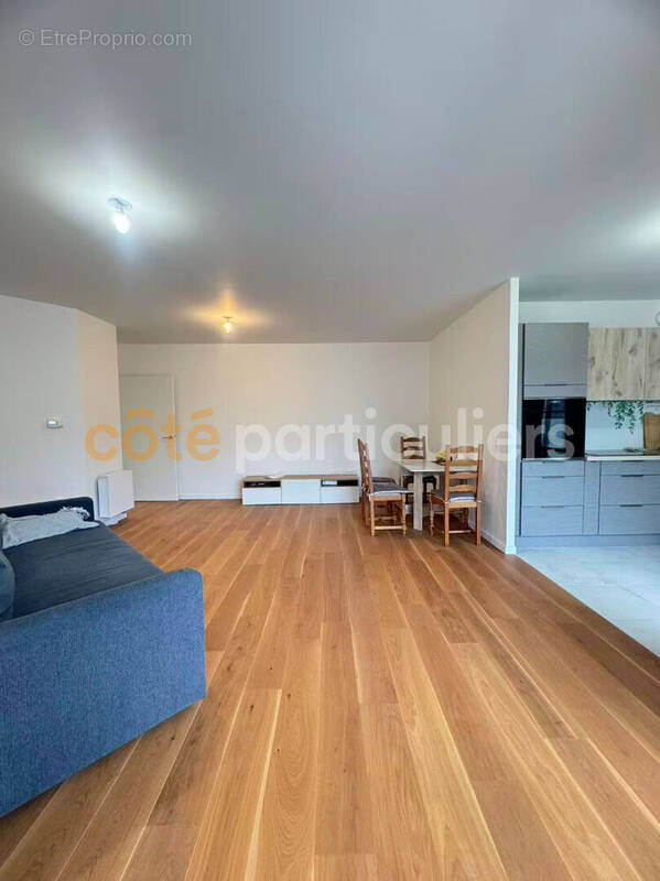 Appartement à SURESNES