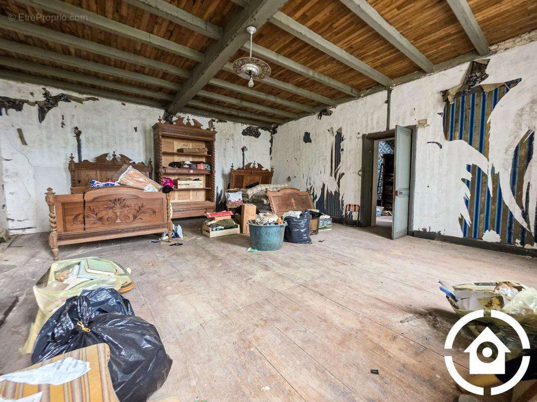 ? Maison de maître à rénover - 200 m² habitables - D? - photo 26