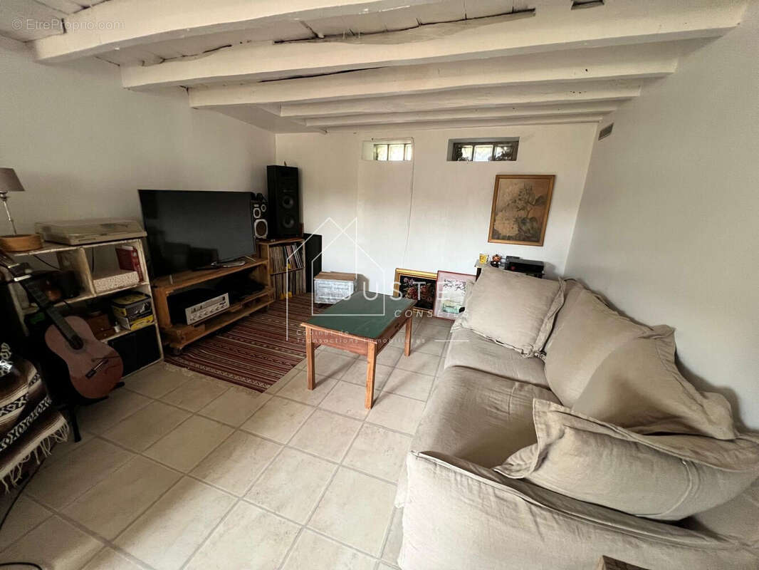 Maison à MALAUNAY
