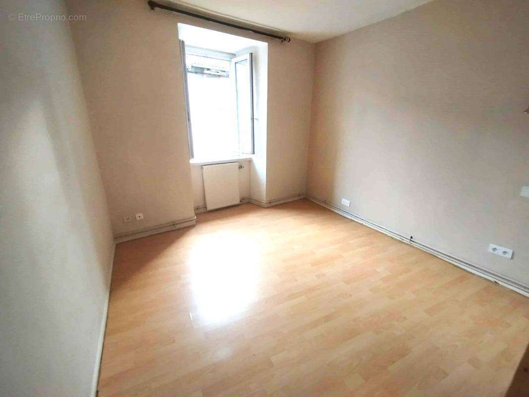 Appartement à AIXE-SUR-VIENNE