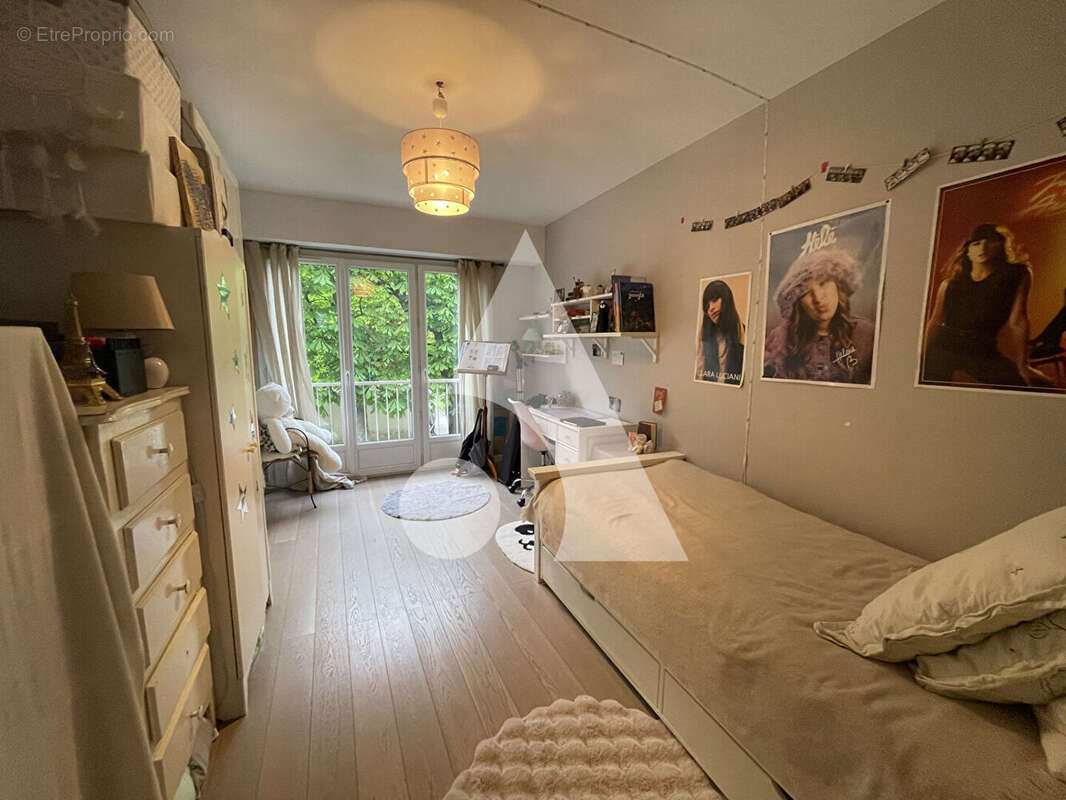 Appartement à SAINT-MAUR-DES-FOSSES