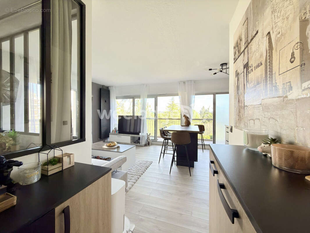 Appartement à MANDELIEU-LA-NAPOULE
