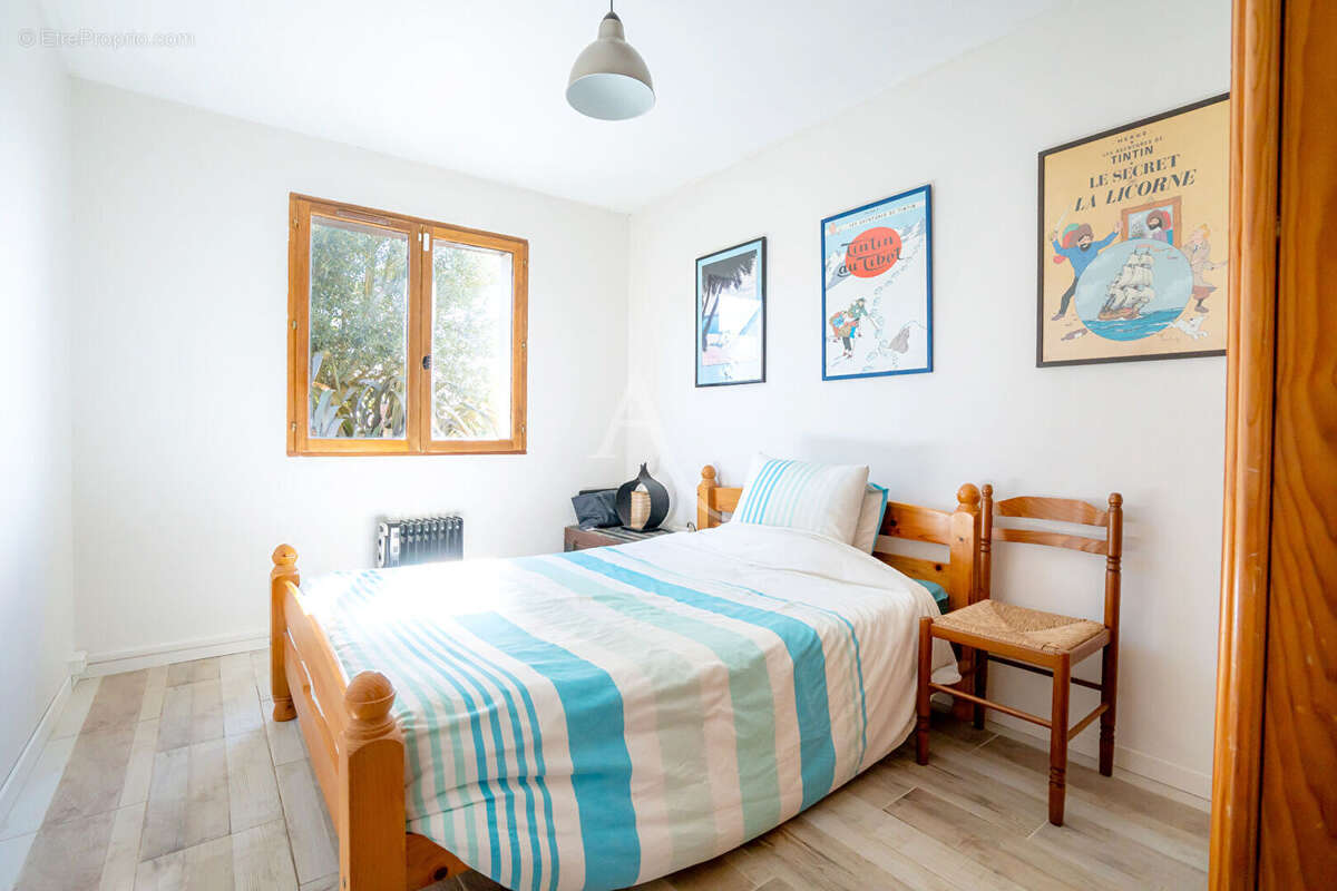 Maison à LE COUDRAY-MACOUARD