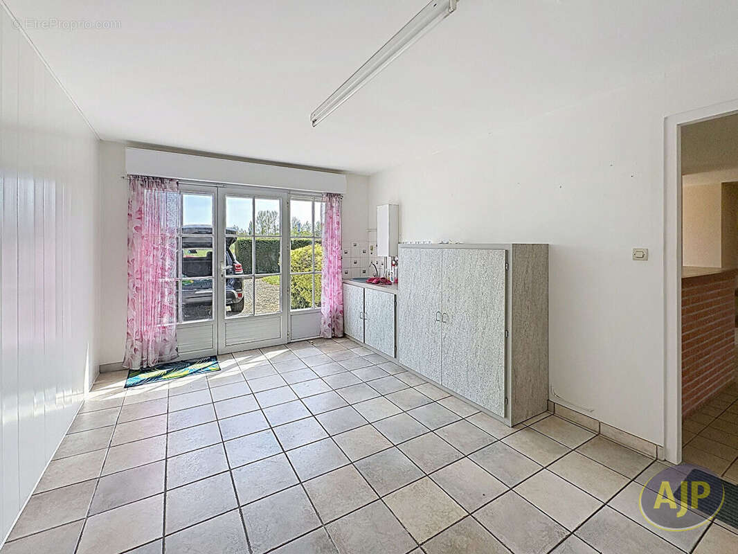 Maison à SALLERTAINE