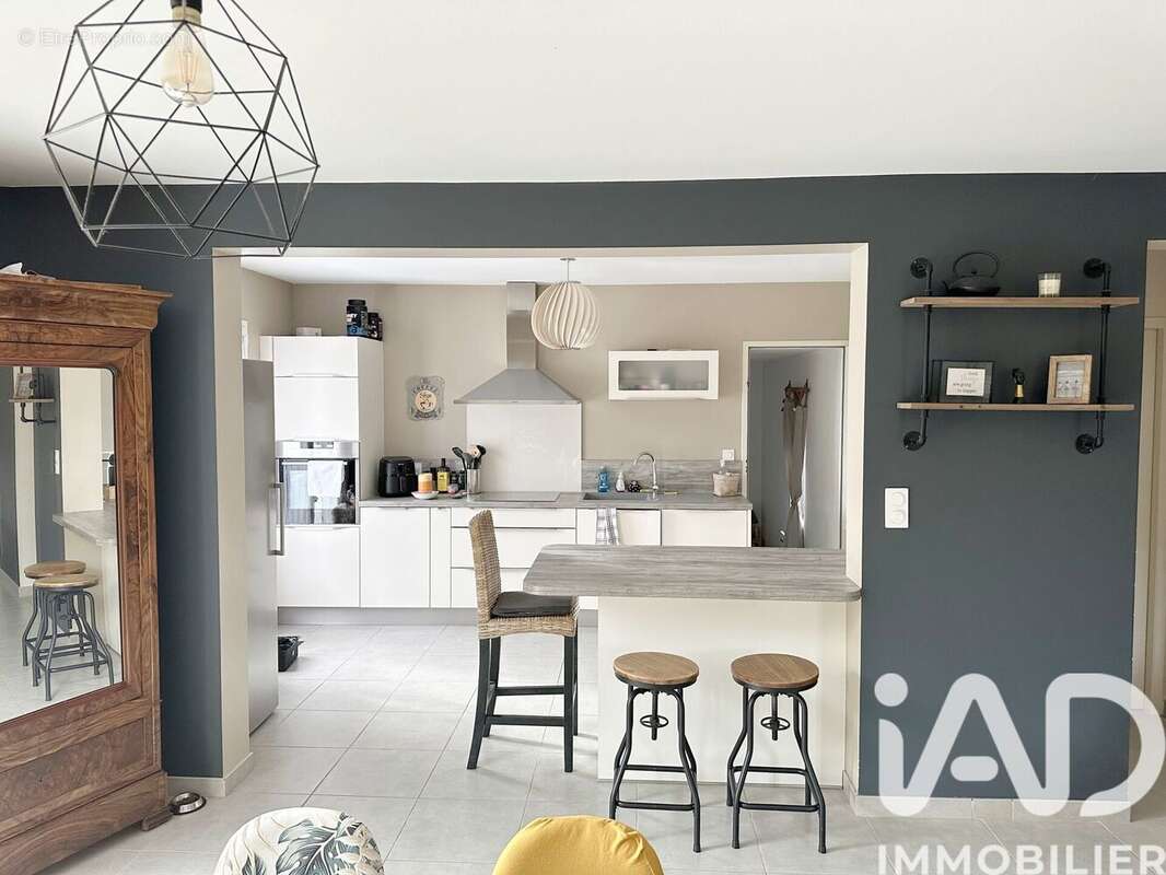 Maison 112 m² à Piolenc  - photo 2