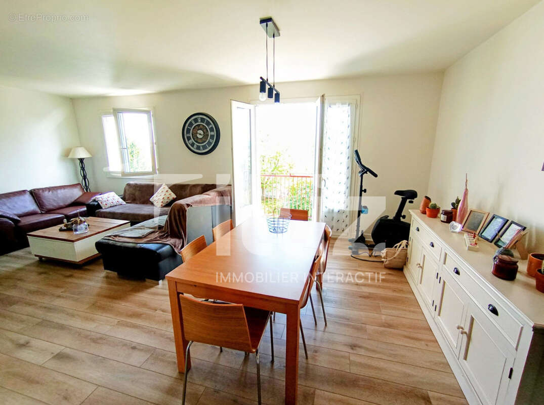 INVESTISSEMENT MEUBLÉ  T3 loué de 68m2 - proche centre NIORT - photo 6