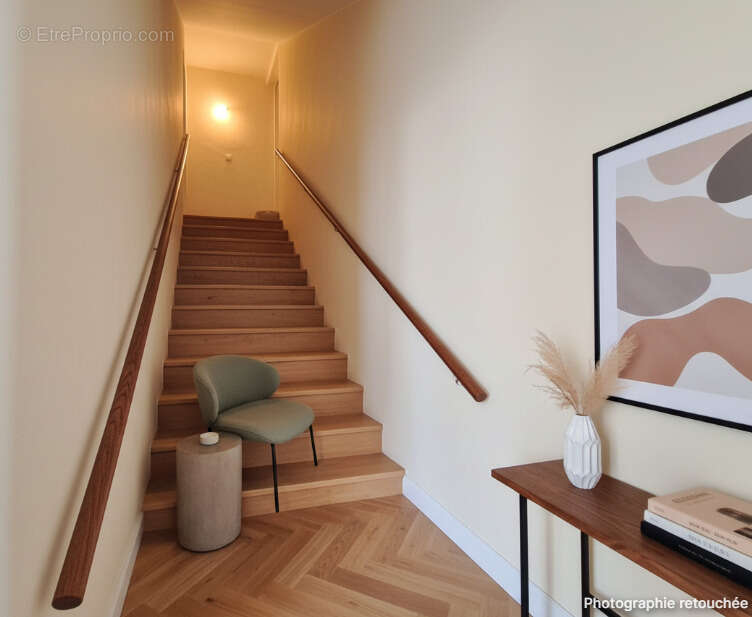 Maison à GALLARGUES-LE-MONTUEUX