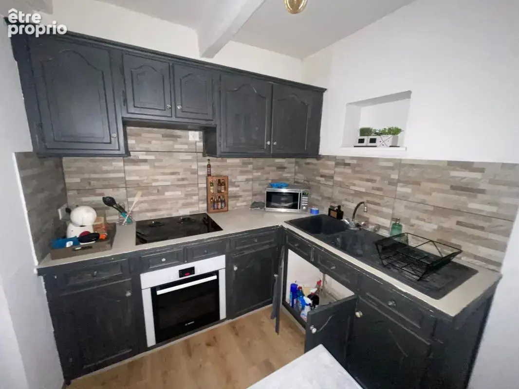A vendre toulon  83200 quartier saint roch appartement 2 pieces - photo 2