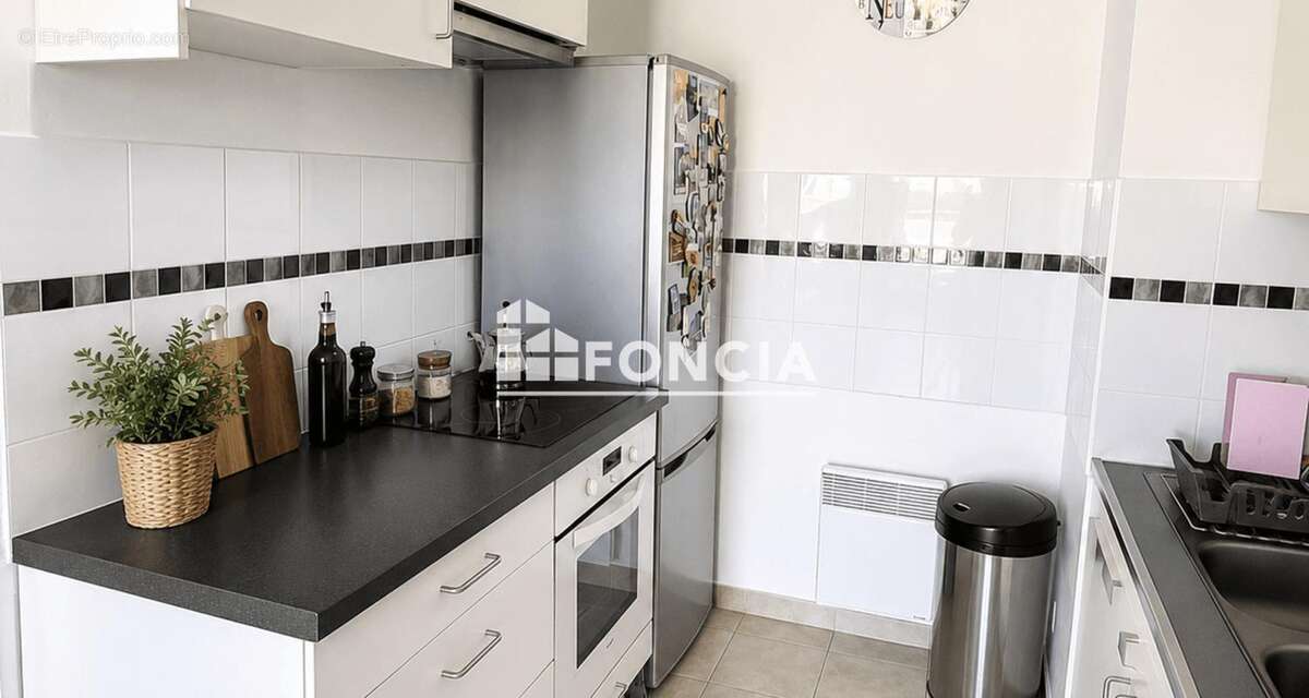 Avignon route de Lyon – T2 avec terrasse et garage, vendu occupé - photo 4