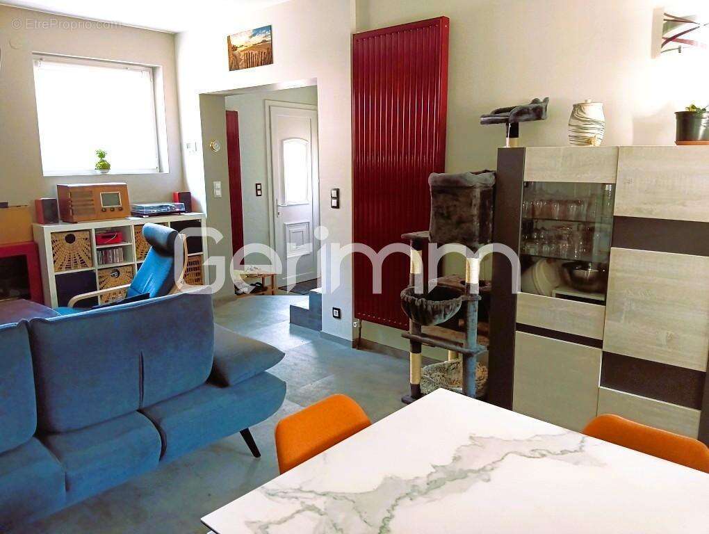 Vente - Maison - 3 pièces + cuisine - 70,66 m² - 219 000 € - LE - photo 9