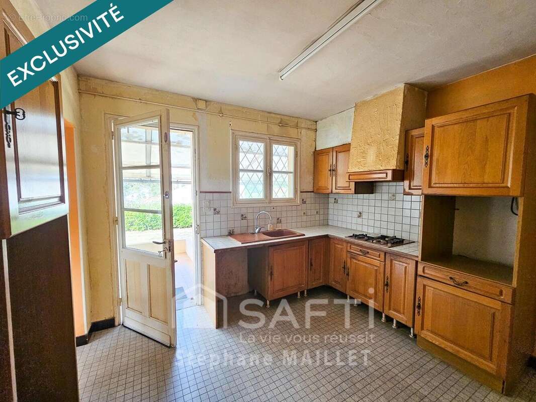 Maison 108 m² à Saint-Pierre-Du-Mont  - photo 5