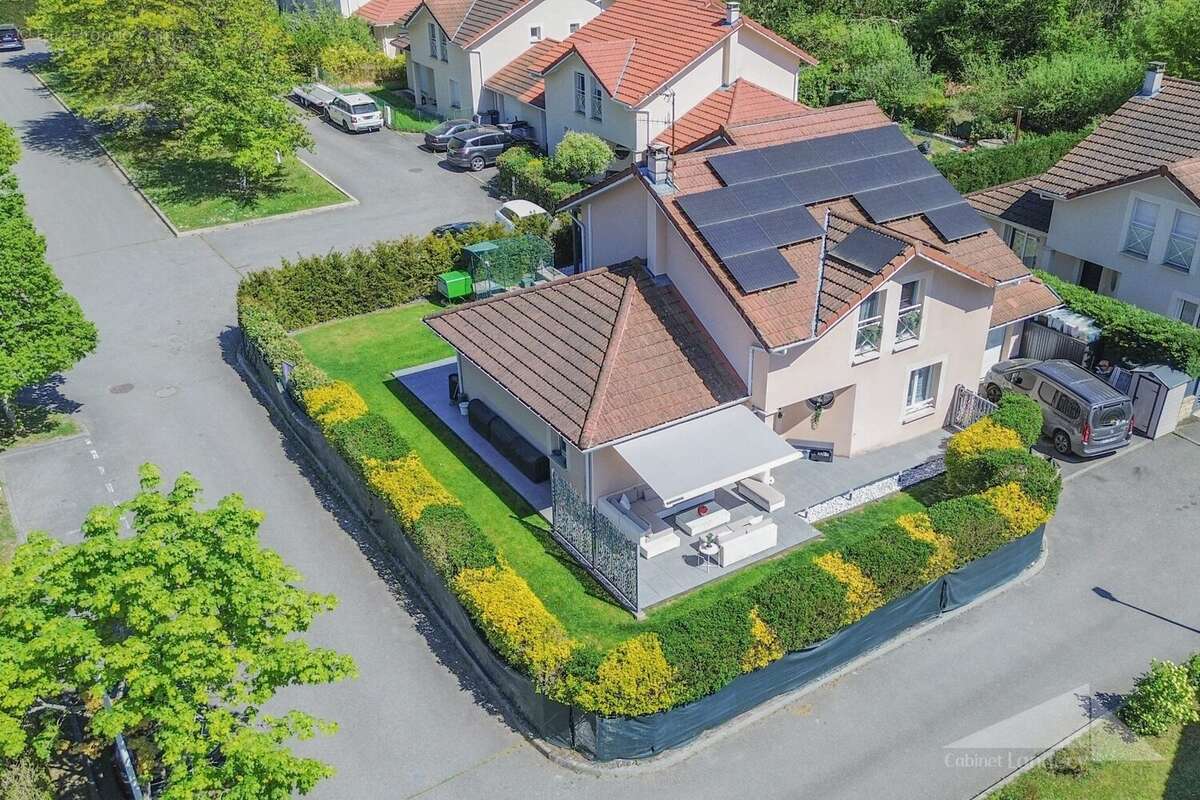 Maison à PREVESSIN-MOENS