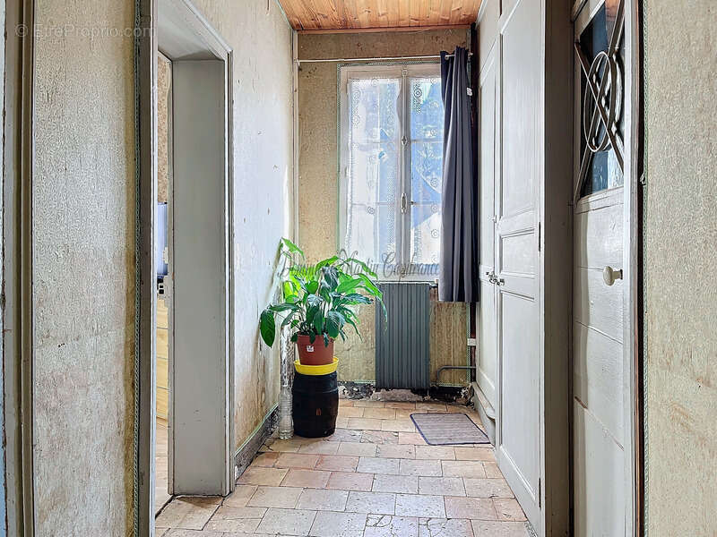 Maison à PONCE-SUR-LE-LOIR