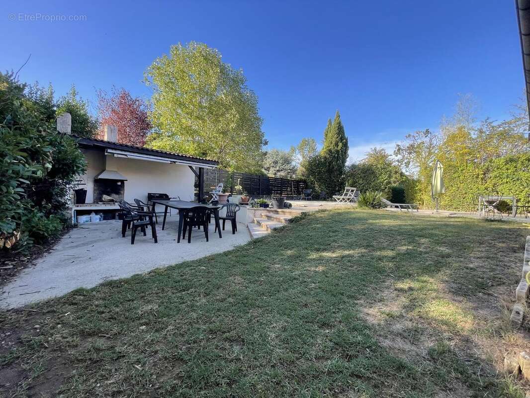 Photo 3 - Maison à LA TOUR-DE-SALVAGNY