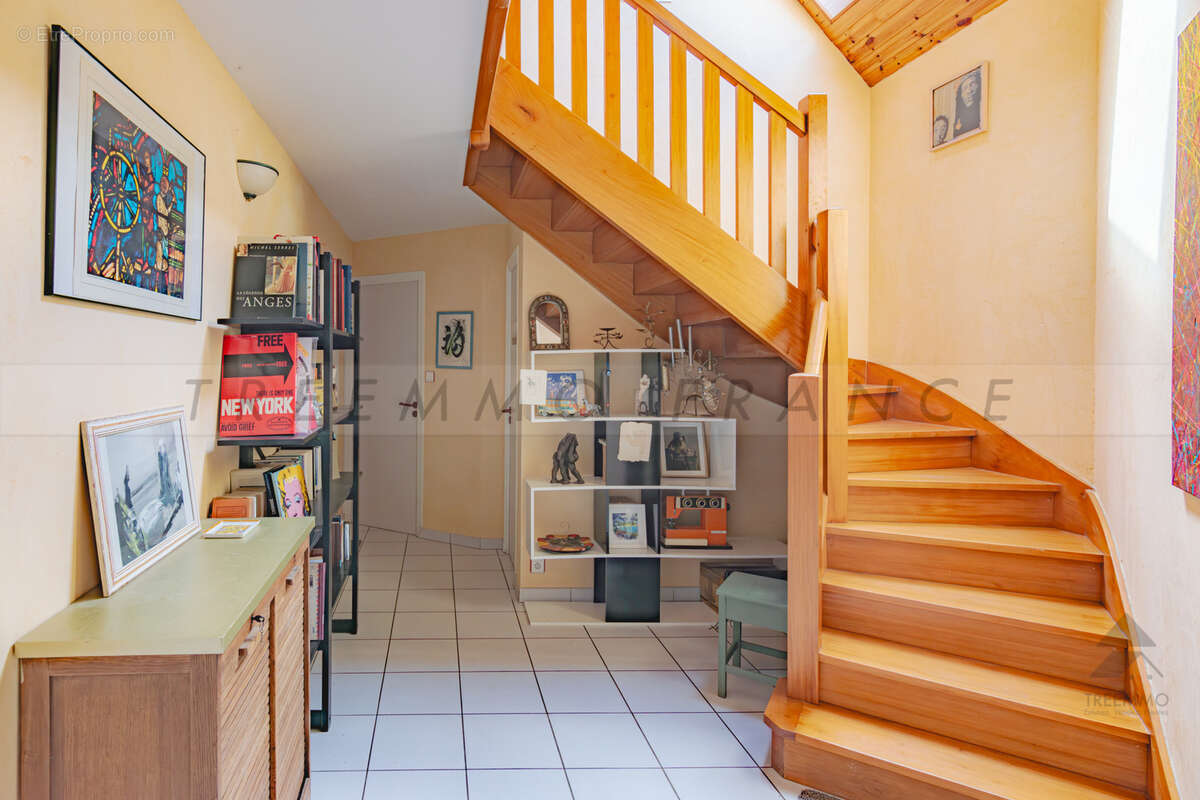 Maison à TREFLAOUENAN