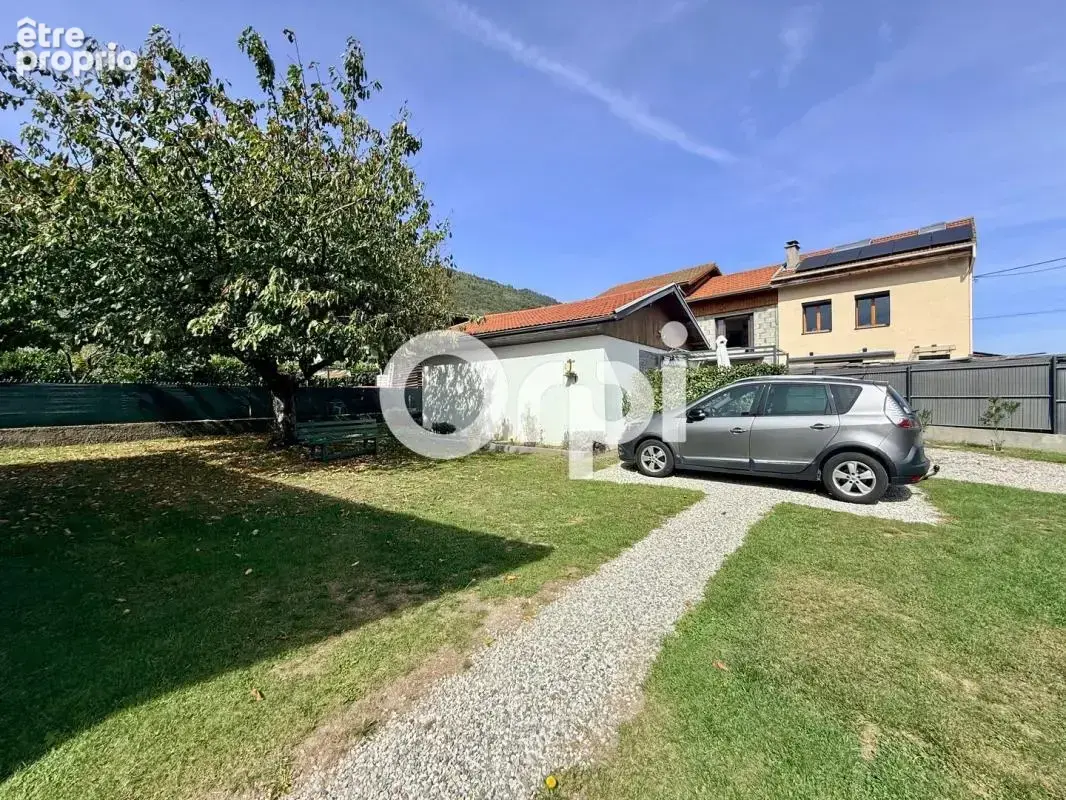 Ensemble immobilier avec habitation principale, dépendance et revenu locatif – Terrain de 1 004 m²

ALLEVARD-LES-BAINS – 38580 - photo 30