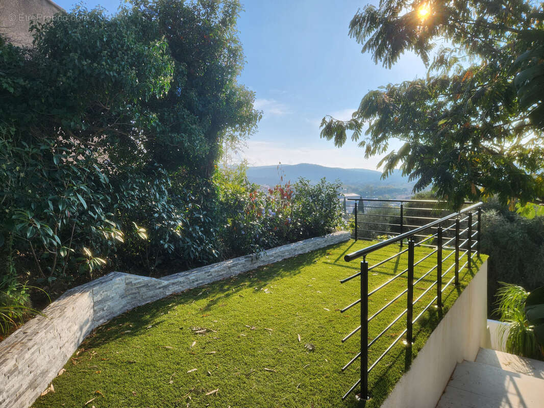 Maison à LE LAVANDOU