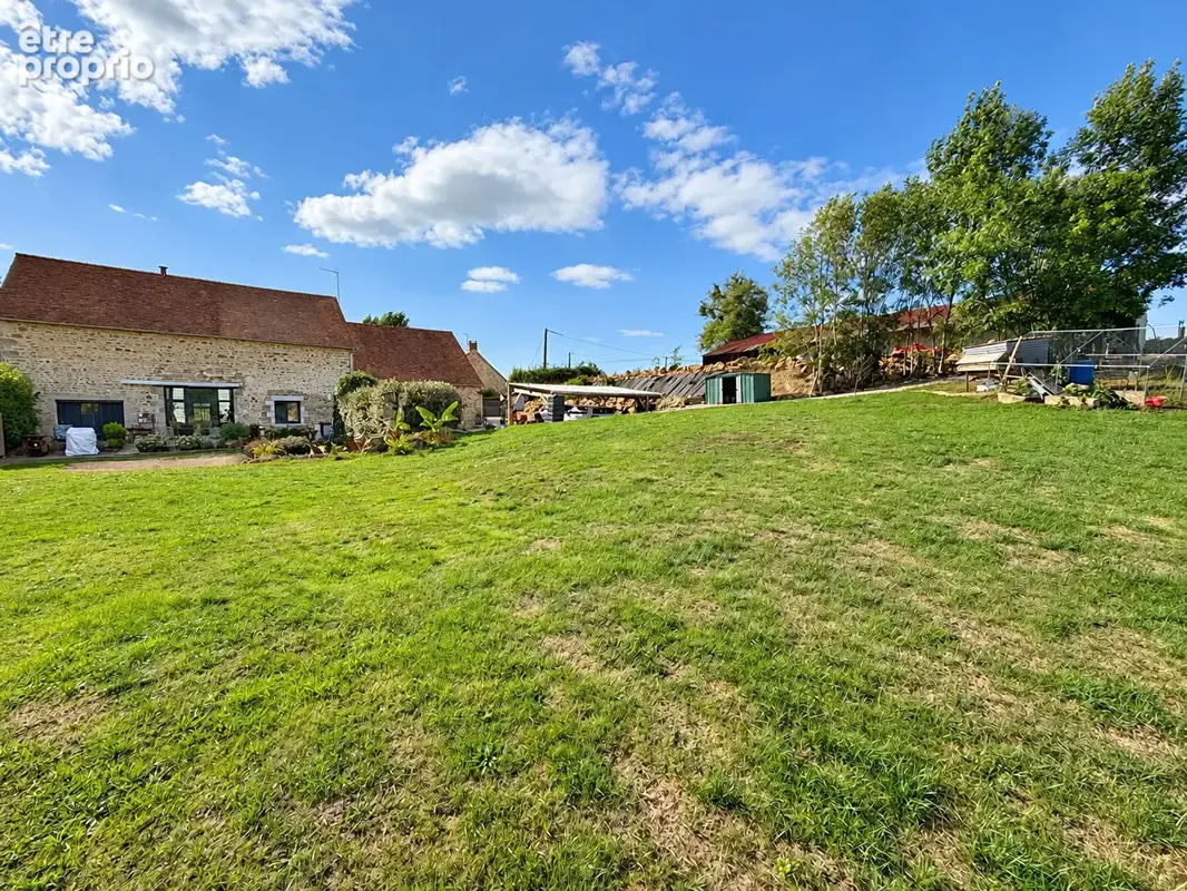 Périphérie d'alençon - propriete sur 6 hectares 2 maisons - photo 3