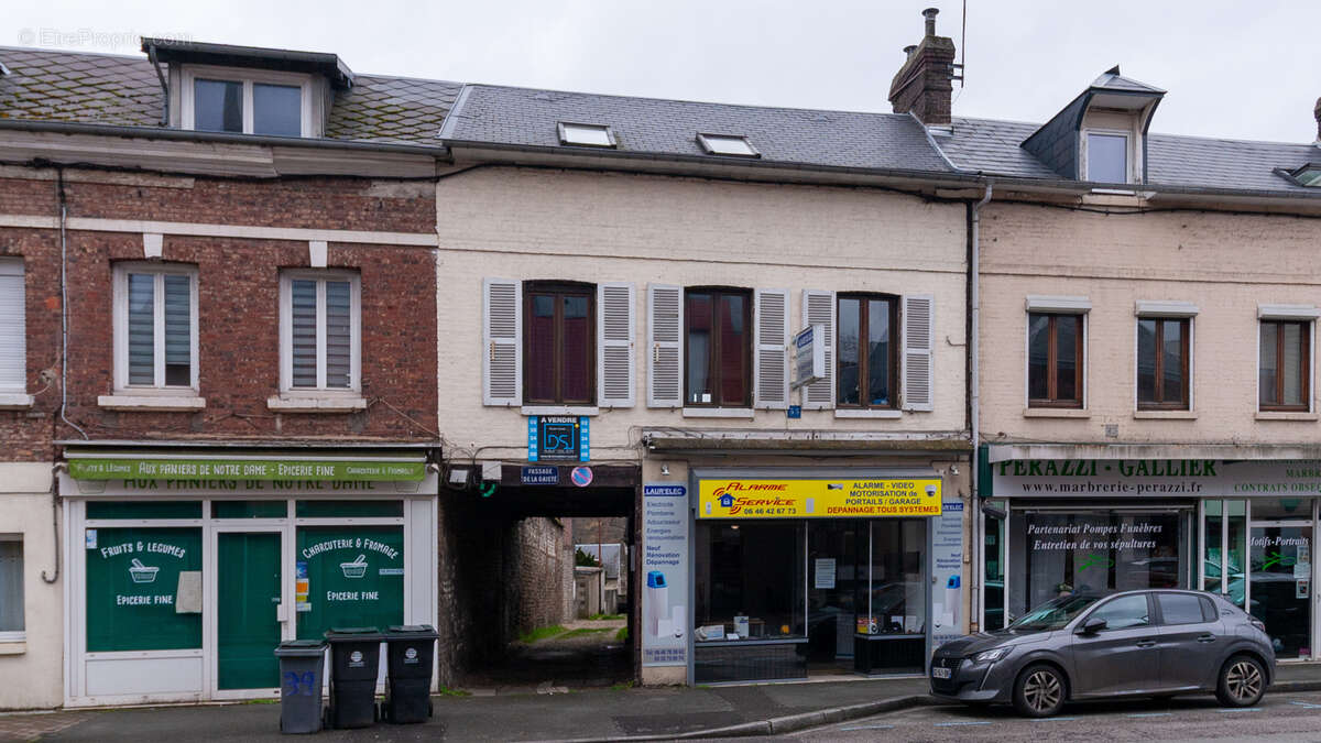 Maison à NOTRE-DAME-DE-BONDEVILLE