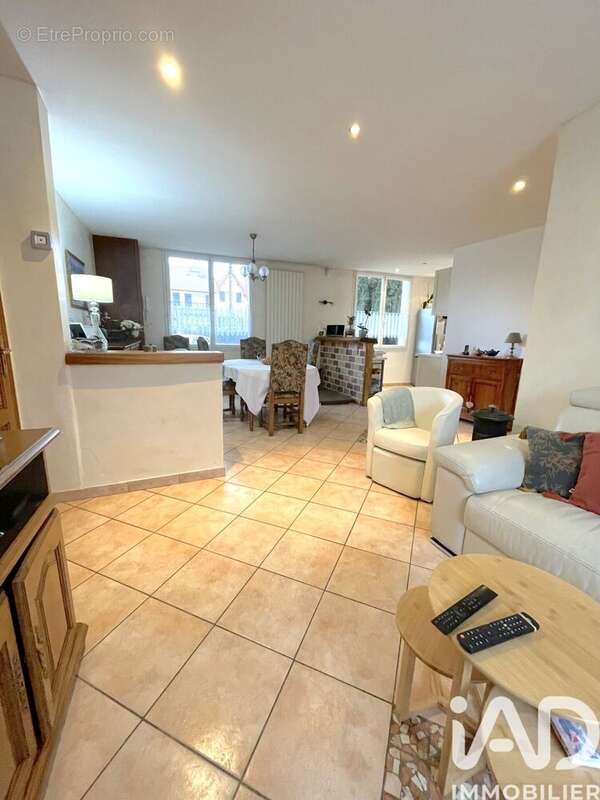 Photo 3 - Maison à LIVRY-GARGAN