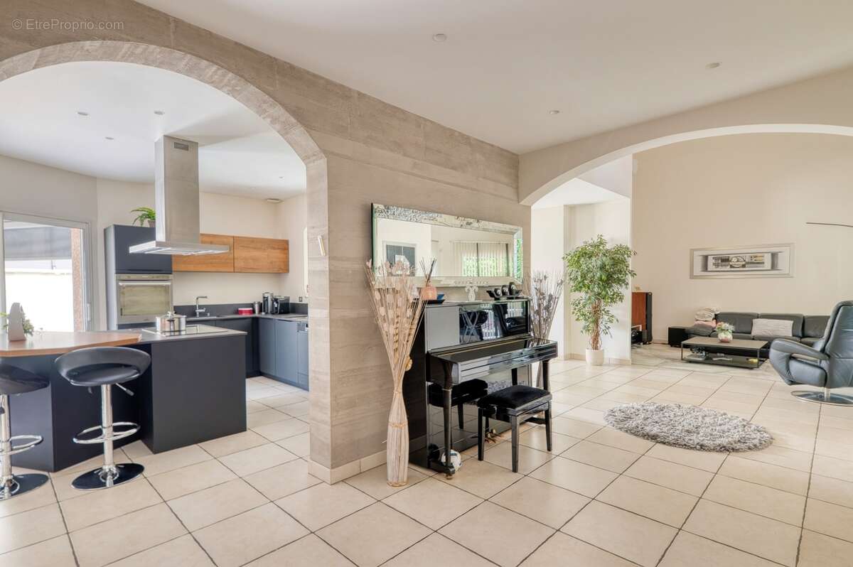 Belle maison familiale au calme dans quartier résidentiel - photo 7