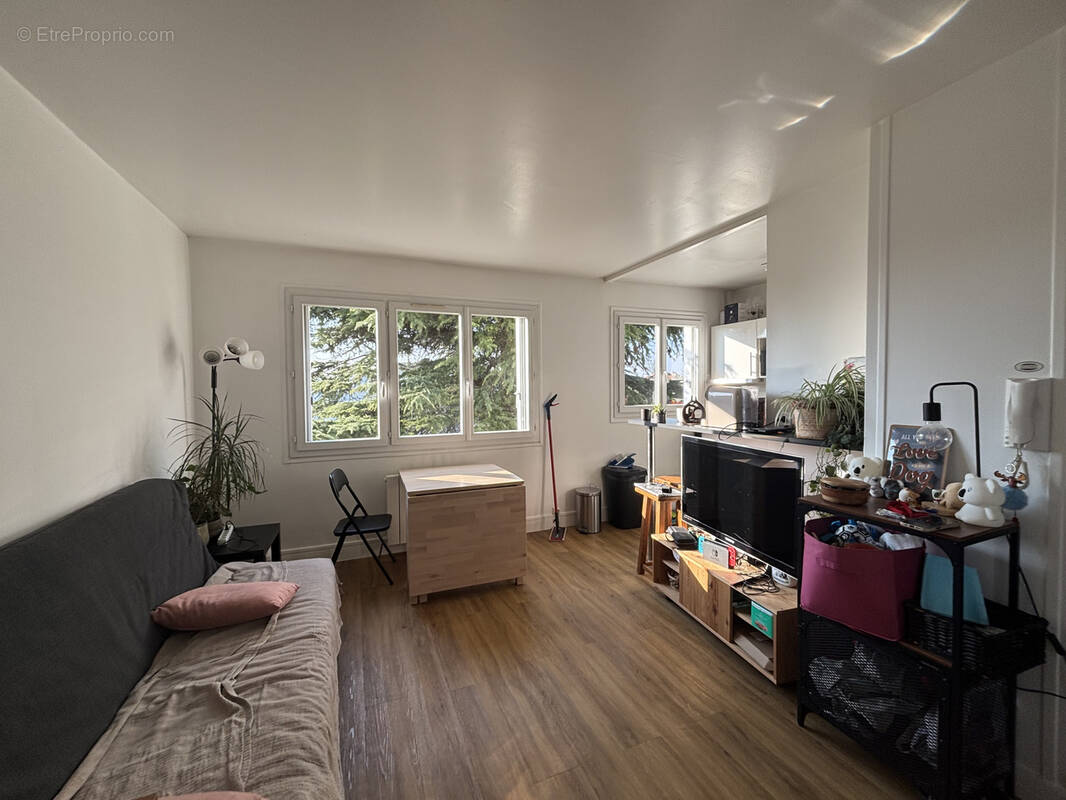 Appartement à SAINT-MAUR-DES-FOSSES