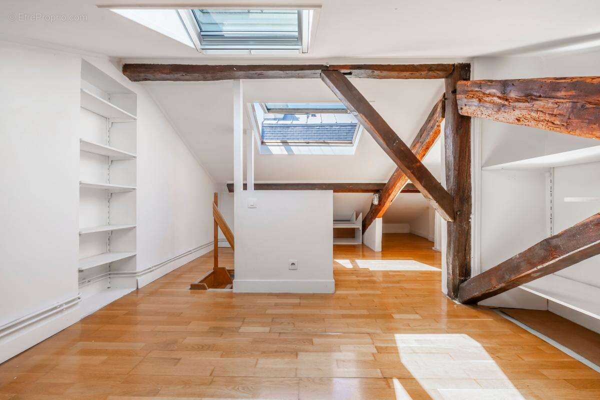 Appartement à PARIS-12E