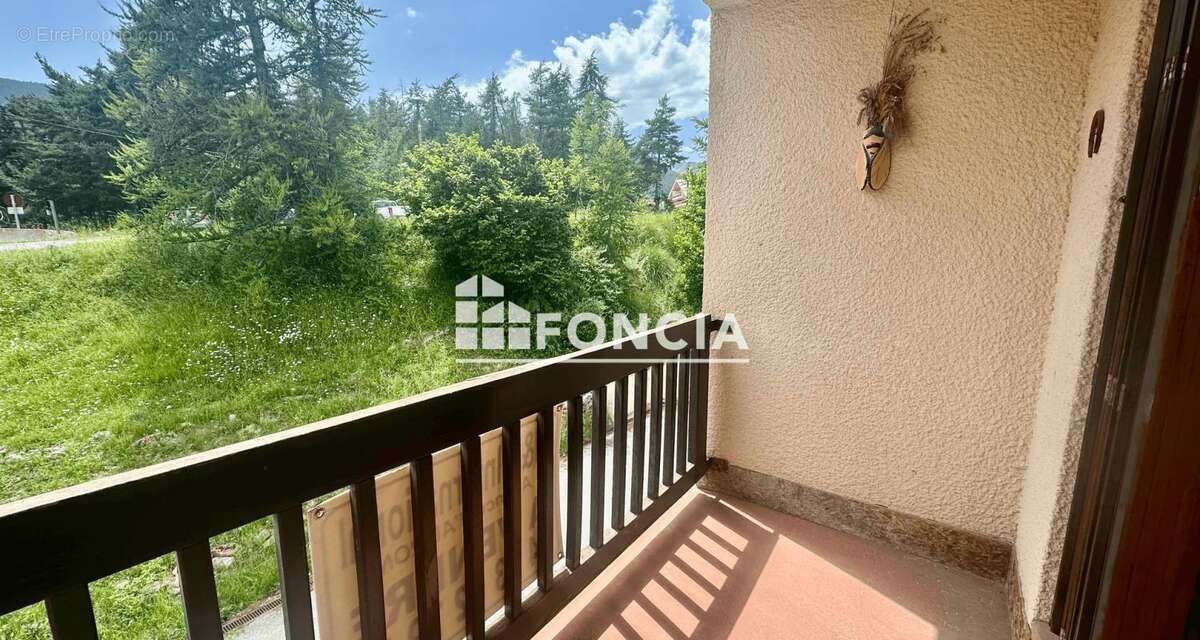 Appartement à SAINT-ETIENNE-DE-TINEE