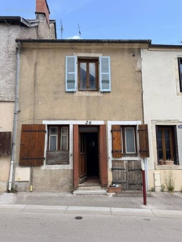 Maison à PLOMBIERES-LES-DIJON