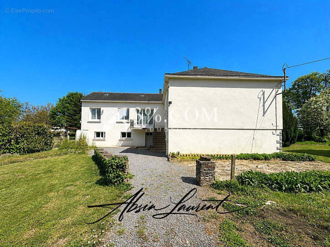 Maison à NIVILLAC