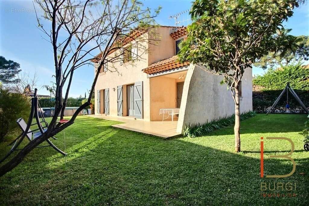 Maison à SAINT-RAPHAEL