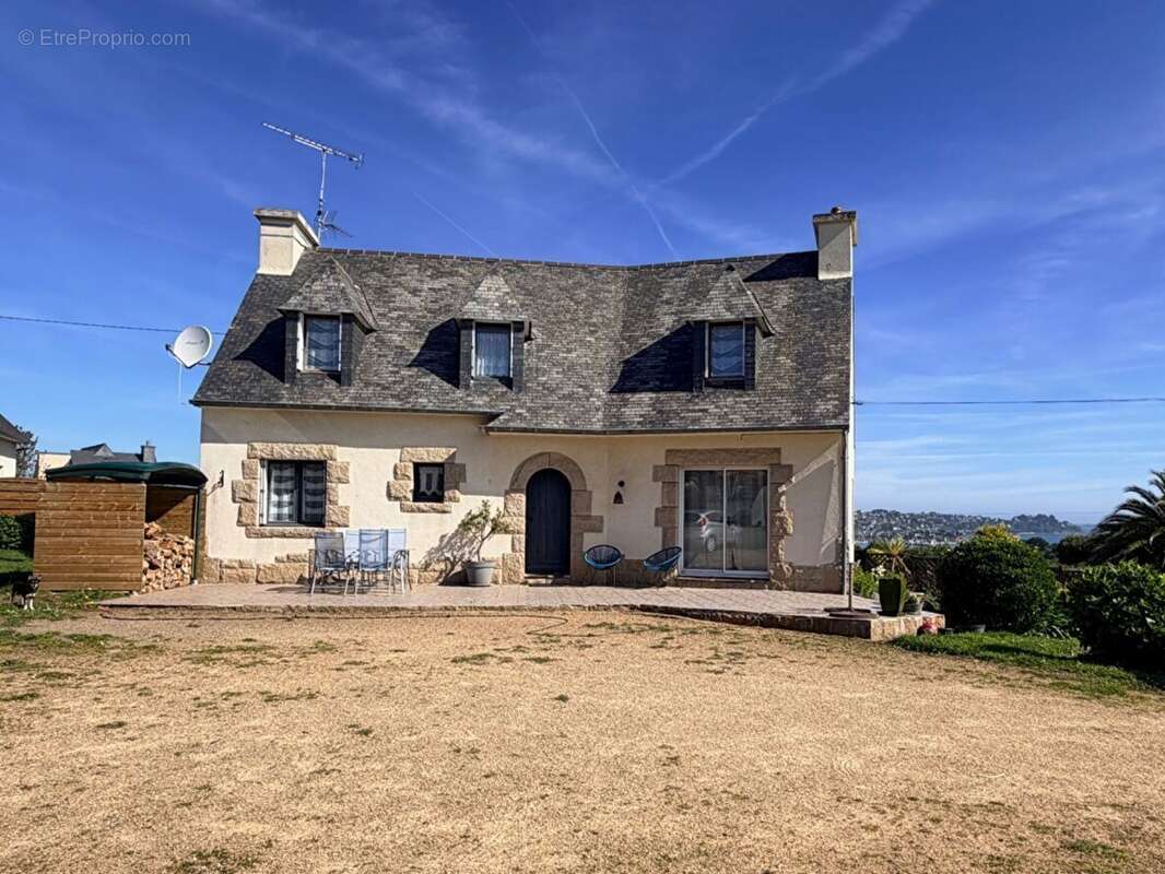 Maison à SAINT-QUAY-PERROS