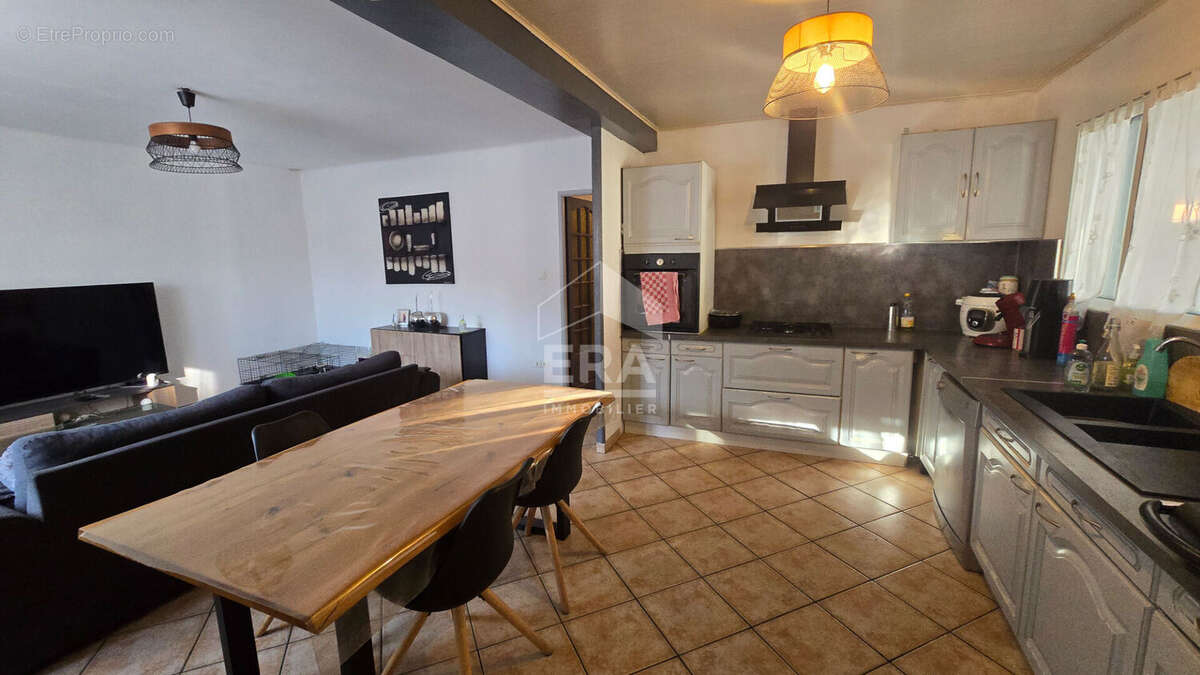 Maison 140m² à port-de-bouc - photo 3