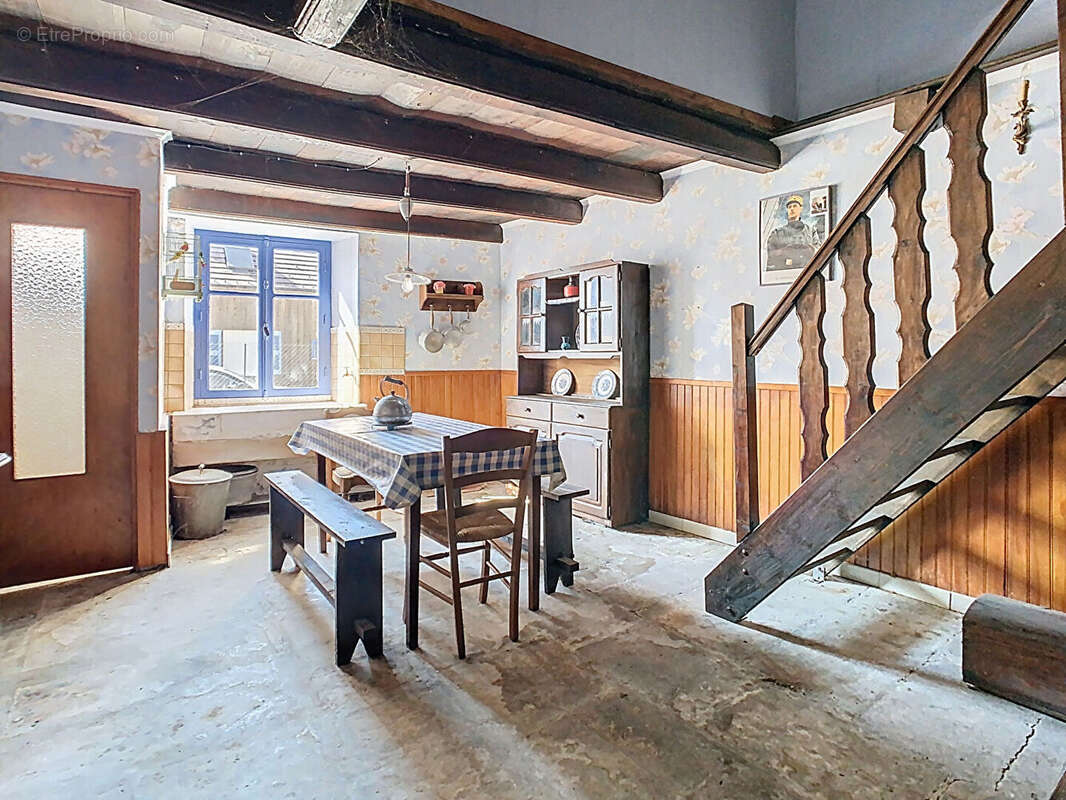 Maison Pargny Sous Mureau 5 pièce(s) 142.83 m2 - photo 2