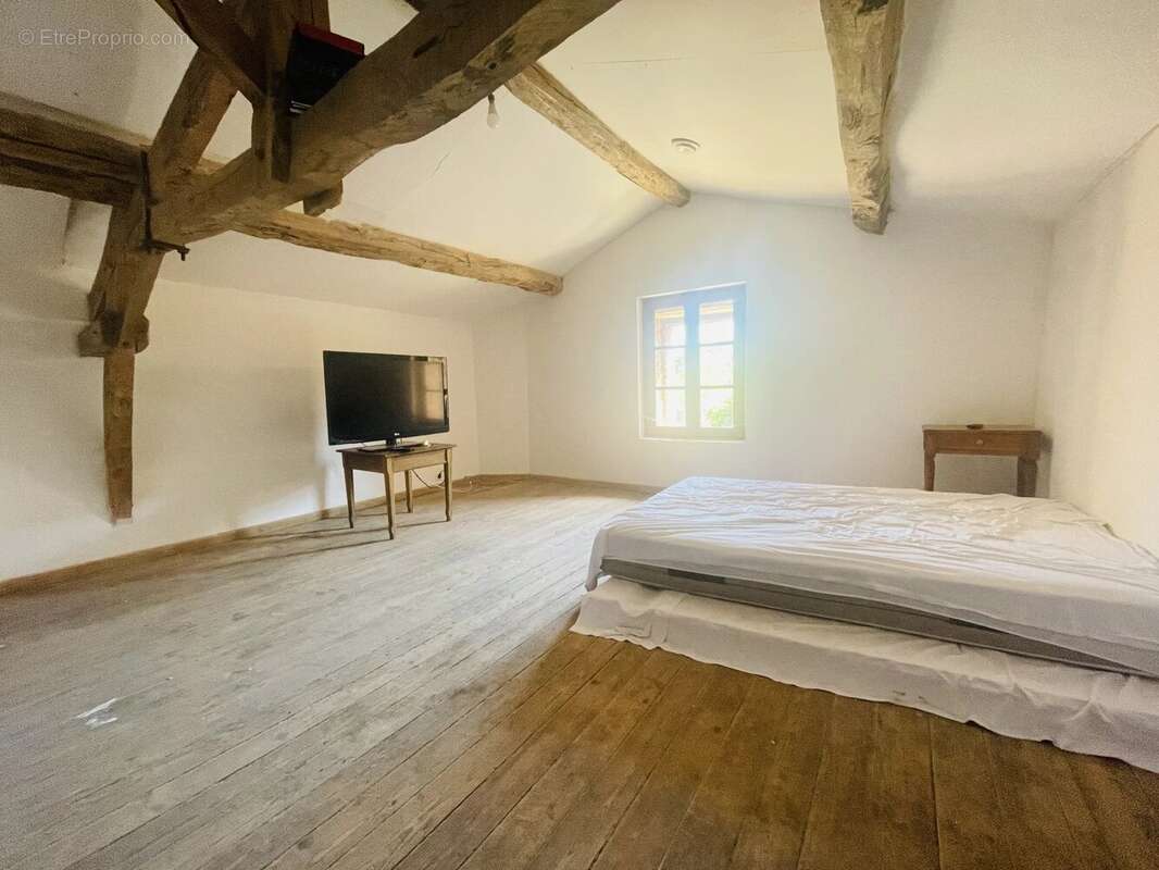 Maison à CHIRAC