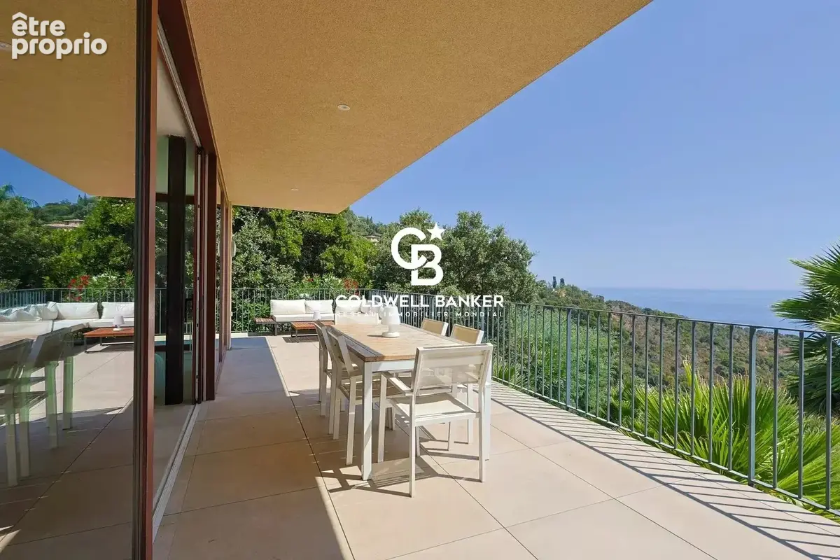 Deux villas, deux piscines, une vue mer spectaculaire - photo 7