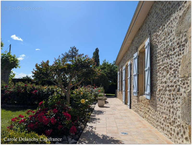 Ancien presbytère rénové – 232 m² – 4 chambres – Dépendances – Terrain de 2 959 m², Saint-Agnet (5 min Garlin / 10 min Aire-sur- - photo 19